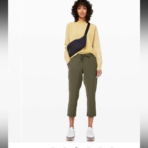 Lululemon On the Fly Crop Dark Olive Size 8
